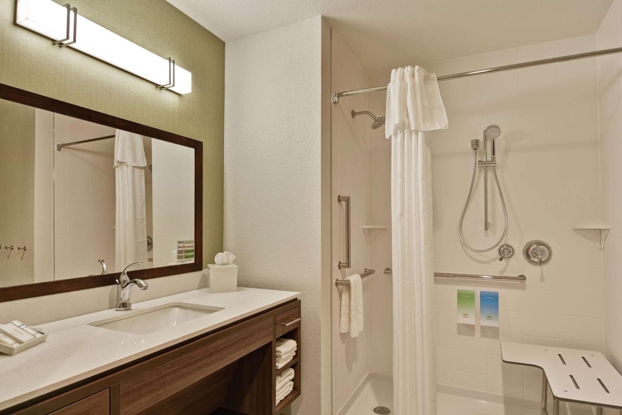 Home2 Suites By Hilton Rochester Mayo Clinic Area Buitenkant foto